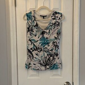 White House Black Market Sleeveless Lined Blouse Color White With Oasis Size XS